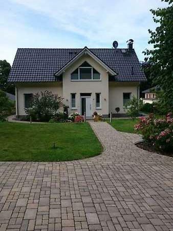 Ferienwohnung Am Waldesrand Sellin  Bagian luar foto