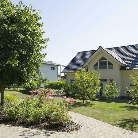 Ferienwohnung Am Waldesrand Sellin  Bagian luar foto